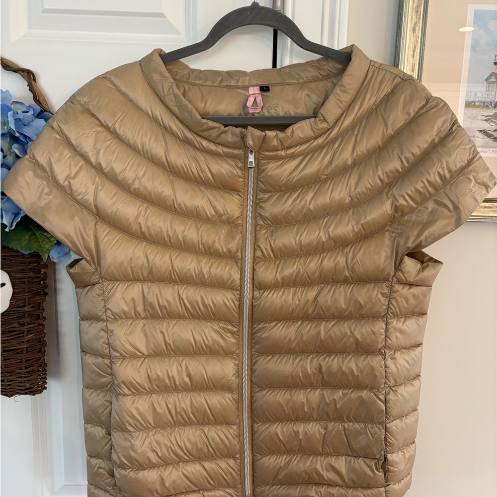 Cotes of London Beige St Ives Vest L